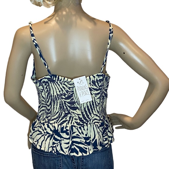 Patrons of Peace Cute Knot Front Spaghetti Straps Cropped Tank Top Sz Large NWT - Picture 3 of 5